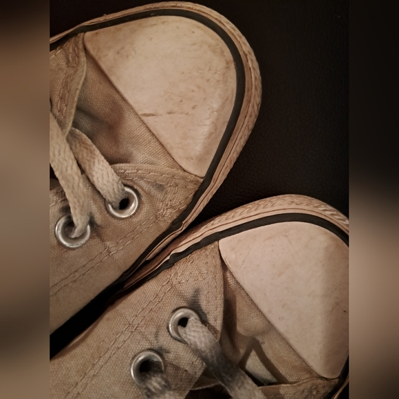 Converse - Picture 4 of 4